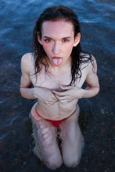 Lucyf (28 anos) — Confluencia, Argentina - 20