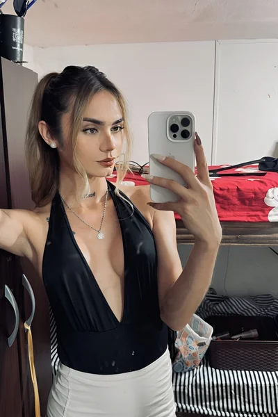 Ambar Fox, Capital Federal