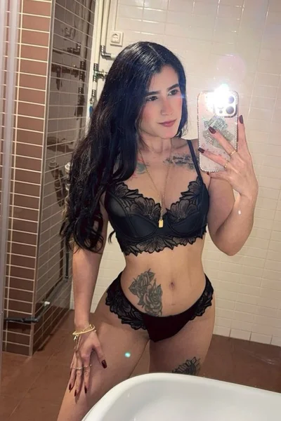 Chanel (23 años) — Madrid, España - 31