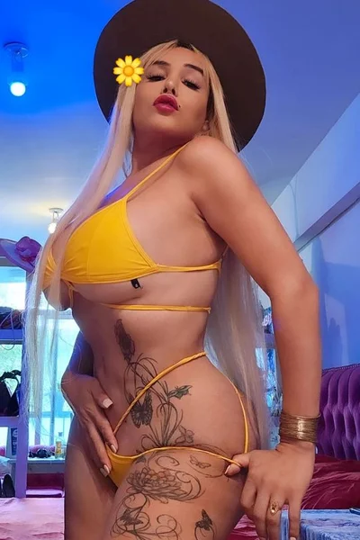 Claudia Isabella (28 anos) — Madrid, España - 25
