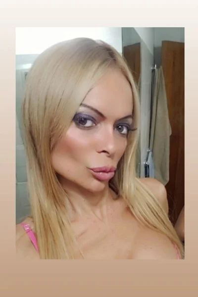 Katia (29 años) — Rosario, Argentina - 2
