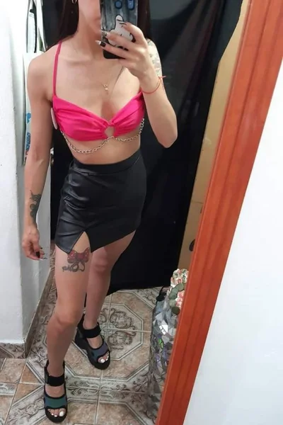 Renata (28 años) — Prado, Uruguay - 6