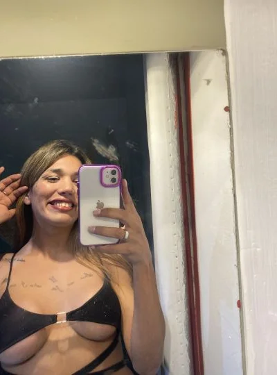 Eugenia (26 anos) — Paraná, Argentina - 13