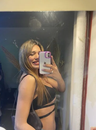 Eugenia (26 anos) — Paraná, Argentina - 12