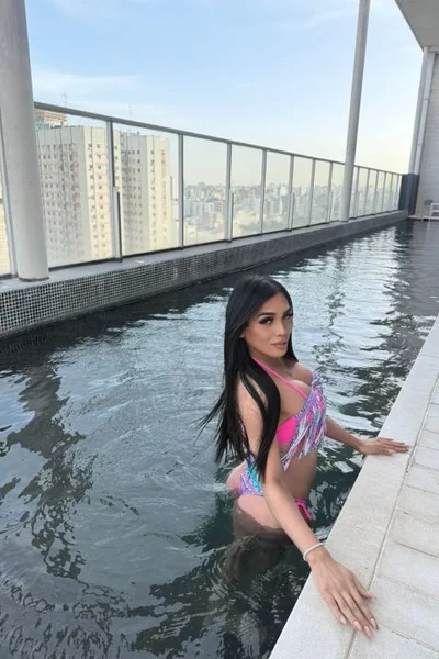 Martina Ailen (24 anos) — Palermo, Argentina - 1