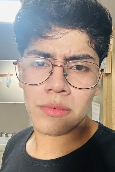 Agustin (20 años) — Colegiales, Argentina - 9