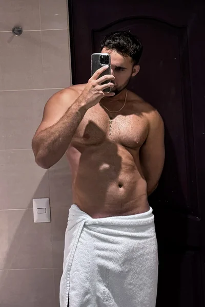 Armando (25 years) — Ciudad de México, México - 24