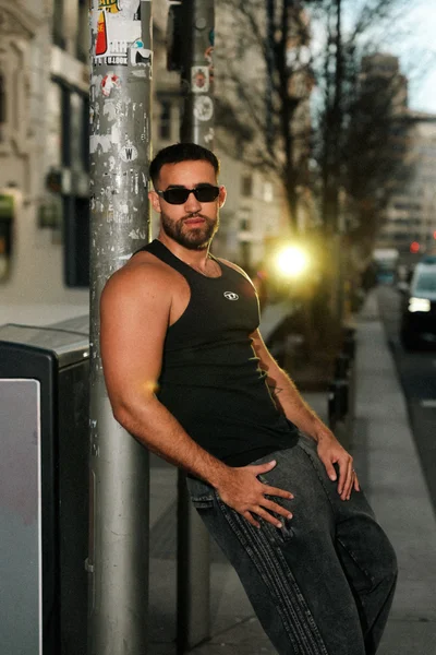 Armando (25 years) — Ciudad de México, México - 4