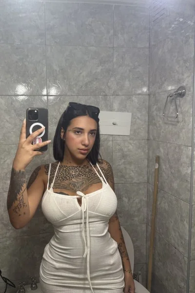 Carla (24 años) — Madrid, España - 6