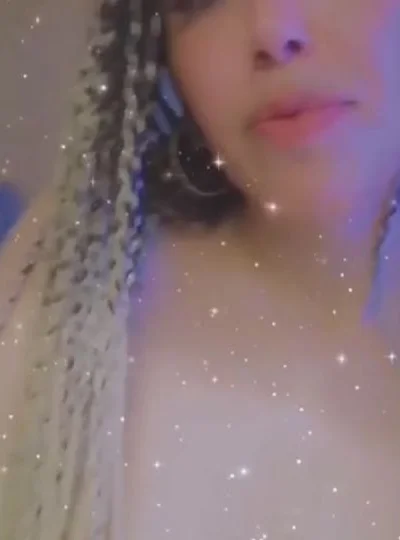 Nicole (30 años) — Tres Cruces, Uruguay - 2
