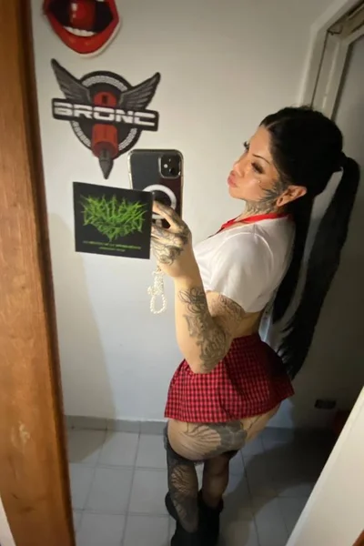 Julieta Vip (22 years) — Palermo, Argentina - 5