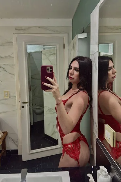 Mica (24 años) — Recoleta, Argentina - 16