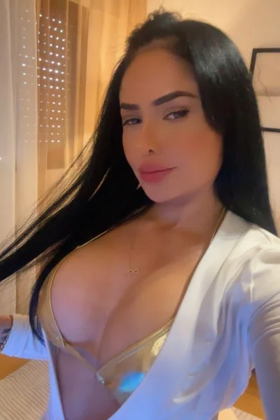 Nikol (31 años) — Madrid, España - 11
