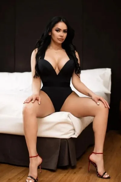 Nikol (31 años) — Madrid, España - 19