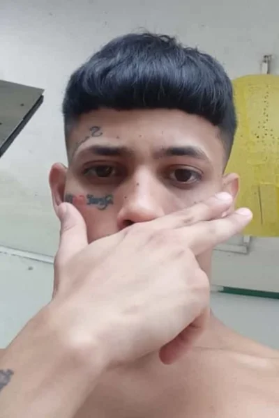 Jhon (21 años) — Aguada, Uruguay - 6