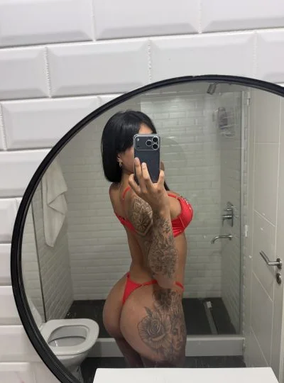 Zoe Milena (21 anos) — Colegiales, Argentina - 4
