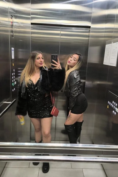 Lissi (22 years) — La Florida, Chile - 3