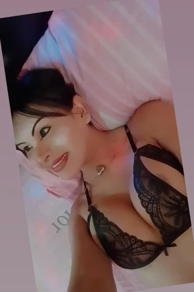 Valeria Ardiente (29 años) — Palermo, Argentina - 24