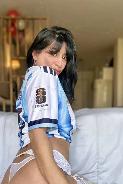Mikela, Chacarita