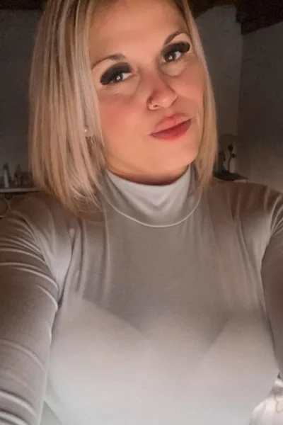 Micaela (29 años) — San Miguel, Argentina - 56
