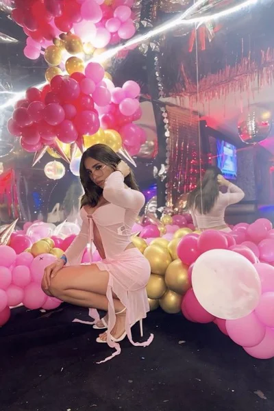 Hellen Priori (20 anos) — Recoleta, Argentina - 64