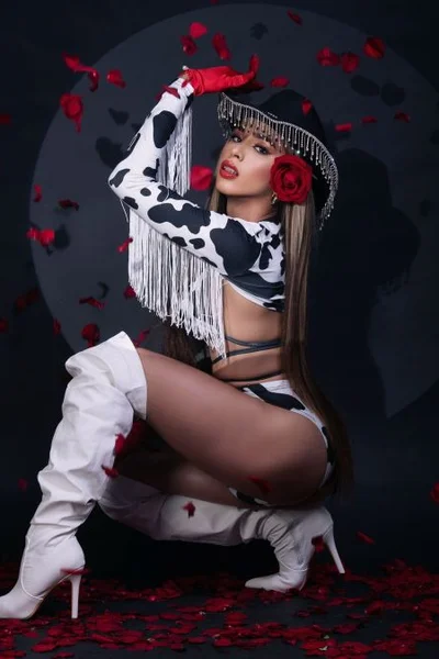 Hellen Priori (20 anos) — Recoleta, Argentina - 32