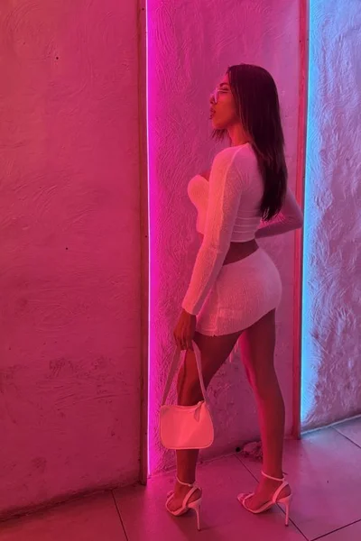 Hellen Priori (20 anos) — Recoleta, Argentina - 62