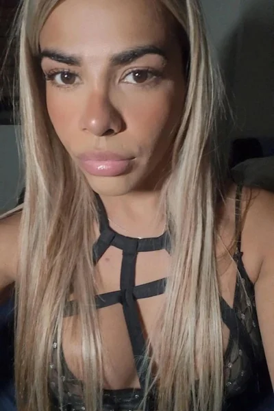 Ambar B (31 años) — Recoleta, Argentina - 40