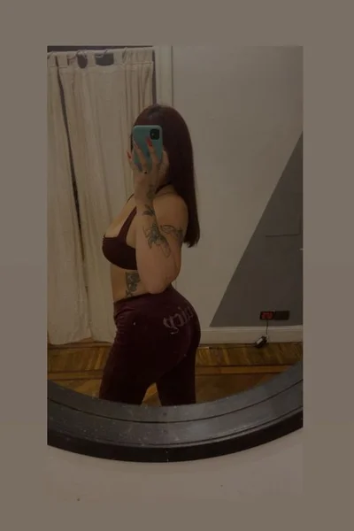 Nicky (22 años) — Microcentro, Argentina - 3