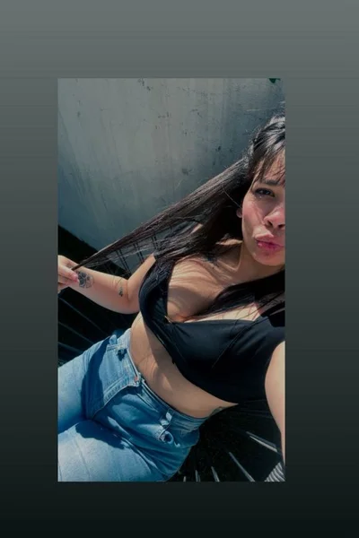 Nicky (22 años) — Microcentro, Argentina - 30