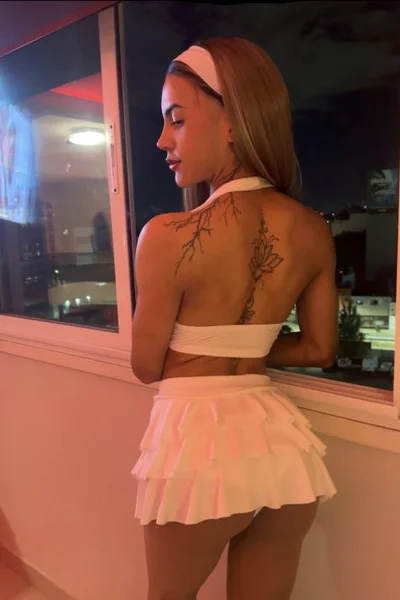 Baby Julieta (22 años) — Microcentro, Argentina - 25