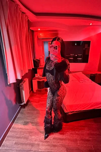 Baby Julieta (22 años) — Microcentro, Argentina - 13