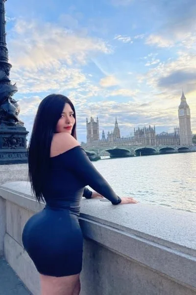 Elisa (28 years) — Guadalajara, México - 4