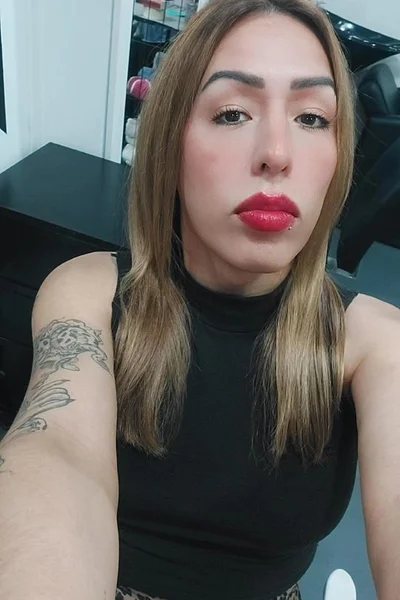 Alexandra (31 años) — Villa Urquiza, Argentina - 116