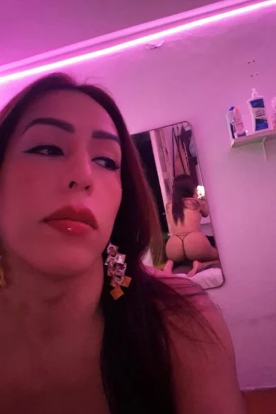 Alexandra (31 años) — Villa Urquiza, Argentina - 12