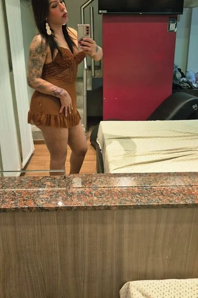 Alexandra (31 años) — Villa Urquiza, Argentina - 133