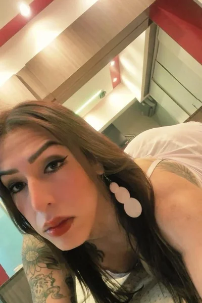 Alexandra (31 años) — Villa Urquiza, Argentina - 136