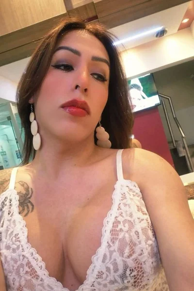 Alexandra (31 años) — Villa Urquiza, Argentina - 135