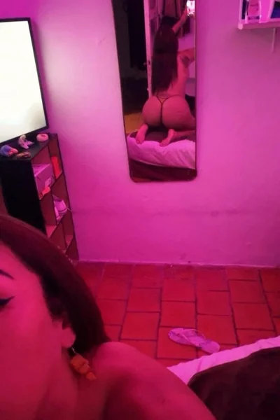 Alexandra (31 años) — Villa Urquiza, Argentina - 13