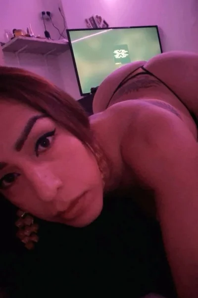Alexandra (31 años) — Villa Urquiza, Argentina - 8