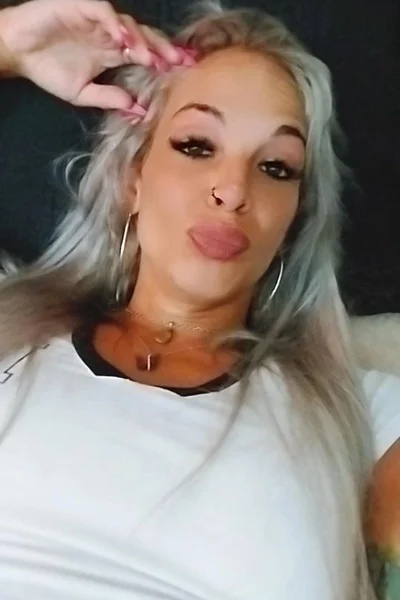 Pia (28 anos) — La Matanza, Argentina - 74