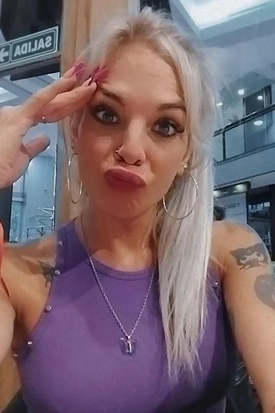 Pia (28 anos) — La Matanza, Argentina - 65