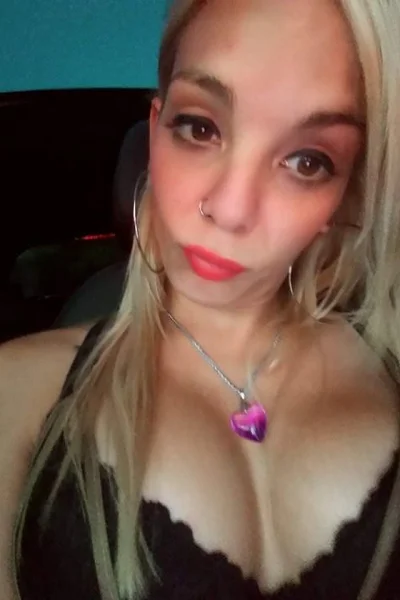 Pia (28 anos) — La Matanza, Argentina - 80
