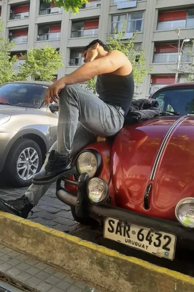 Logan (26 years) — Recoleta, Argentina - 3