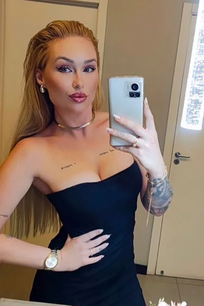 Sofia (28 years) — Recoleta, Argentina - 3