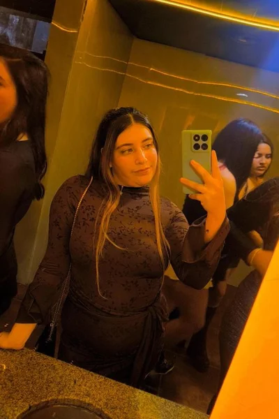 Loli (20 años) — Caballito, Argentina - 4