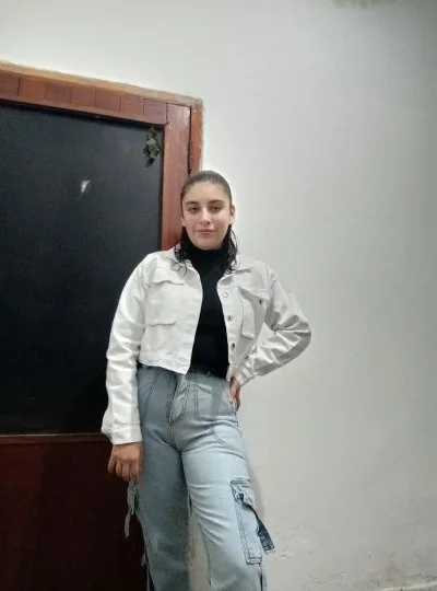 Loli (20 años) — Caballito, Argentina - 7