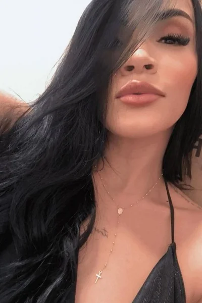 Michelle (26 años) — Madrid, España - 10