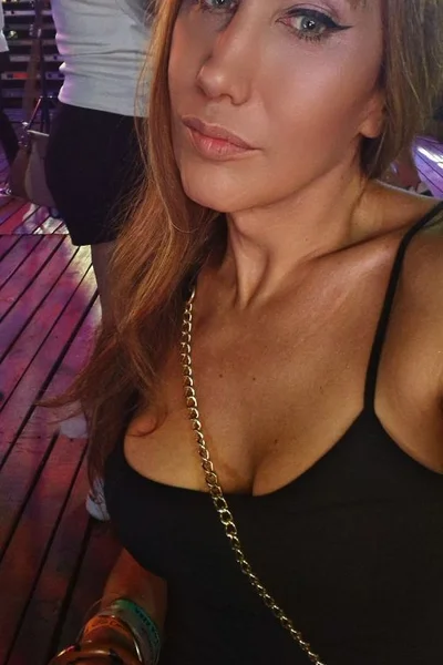 Mora (36 años) — Valencia, España - 1