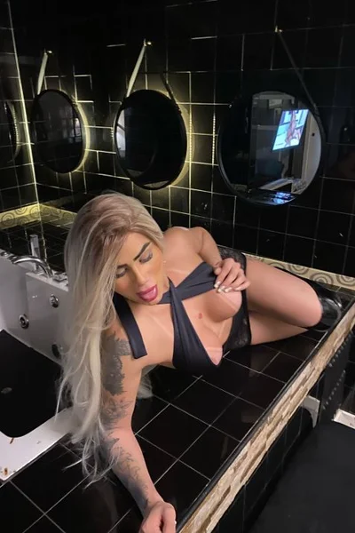 Karol (24 años) — Barcelona, España - 110